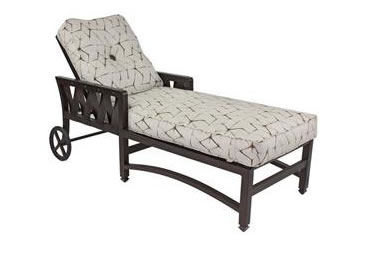 Dumont Cushioned Chaise Lounge